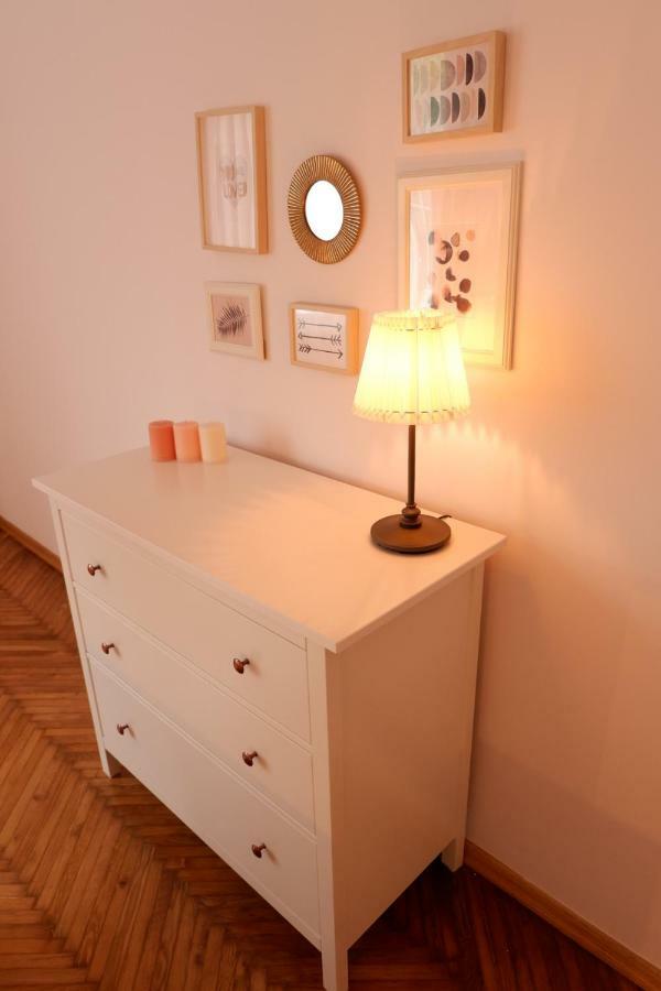 Singer Apartment Old Town คราคูฟ ภายนอก รูปภาพ